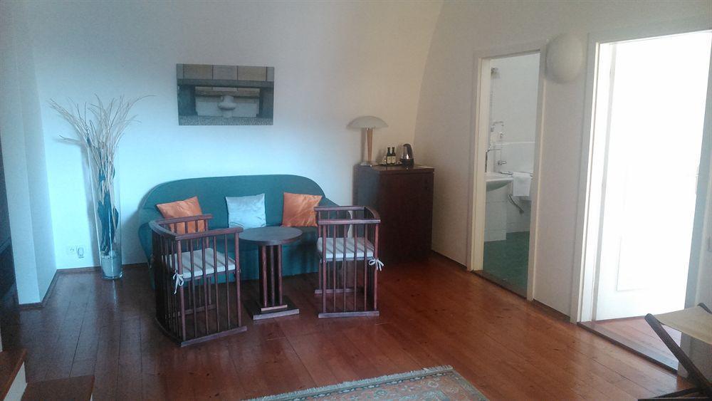 Domus Henrici Hotell Praha Eksteriør bilde